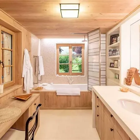بيت للعطل Luxury
